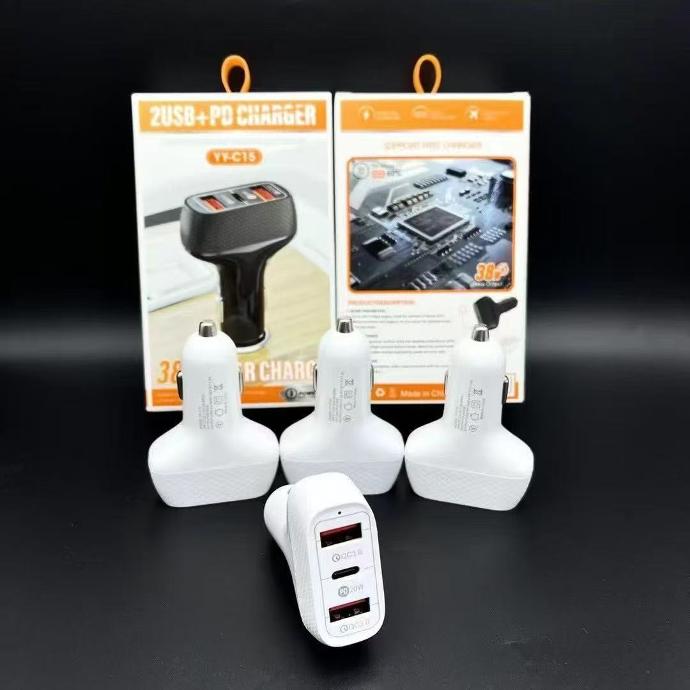 Fast Charging PD Car Charger QC 3.0 Three Port Quick Charge Usb Type C Car Charger for Mobile Phone